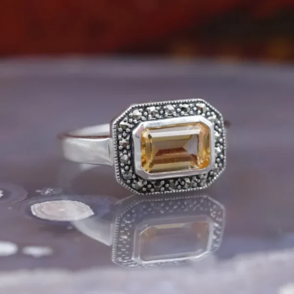 Colimaçon Bagues D'exception-Bague d'exception en argent, pierre Citrine et marcassites