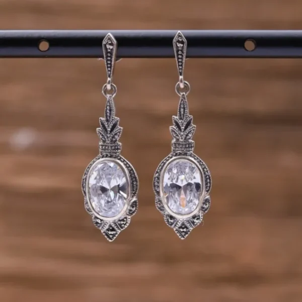 Colimaçon Boucles D'oreilles D'exception-Boucles d'oreilles d'exception en argent, marcassites et Ziconium