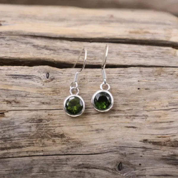 Colimaçon Boucles D'oreilles Avec Pierre-Boucles d'oreilles en argent et diopside chrome