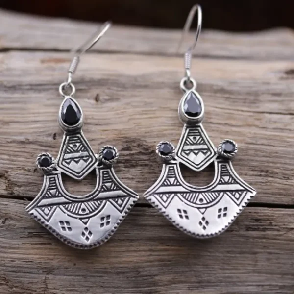 Colimaçon Boucles D'oreilles Avec Pierre-Boucles d'oreilles en argent et pierre onyx