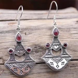 Colimaçon Boucles D'oreilles Avec Pierre-Boucles d'oreilles en argent et pierre grenat