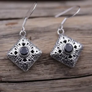 Colimaçon Boucles D'oreilles Avec Pierre-Boucles d'oreilles en argent et pierre onyx