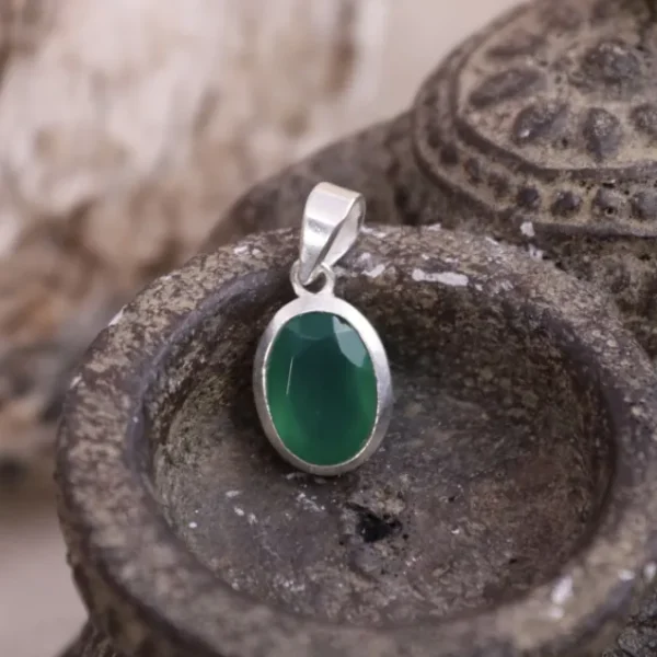 Colimaçon Pendentifs Avec Pierre-Pendentif en argent et agate verte