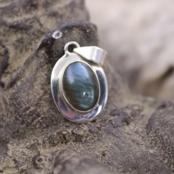 Colimaçon Pendentifs Avec Pierre-Pendentif en argent et labradorite