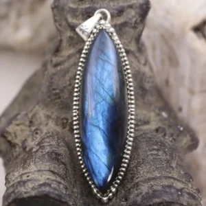 Colimaçon Pendentifs Avec Pierre-Pendentif en argent et labradorite