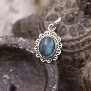 Colimaçon Pendentifs Avec Pierre-Pendentif en argent et labradorite