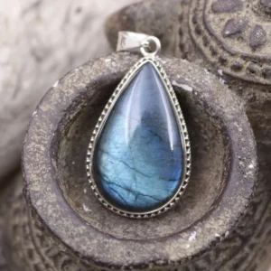 Colimaçon Pendentifs Avec Pierre-Pendentif en argent et labradorite