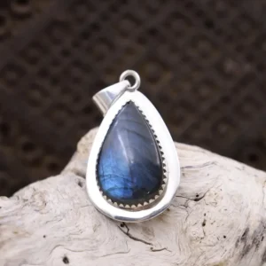 Colimaçon Pendentifs Avec Pierre-Pendentif en argent et labradorite