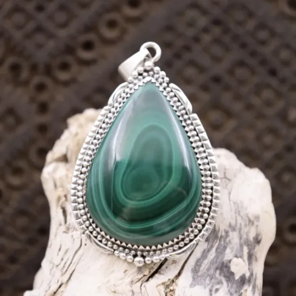 Colimaçon Pendentifs Avec Pierre-Pendentif en argent et malachite